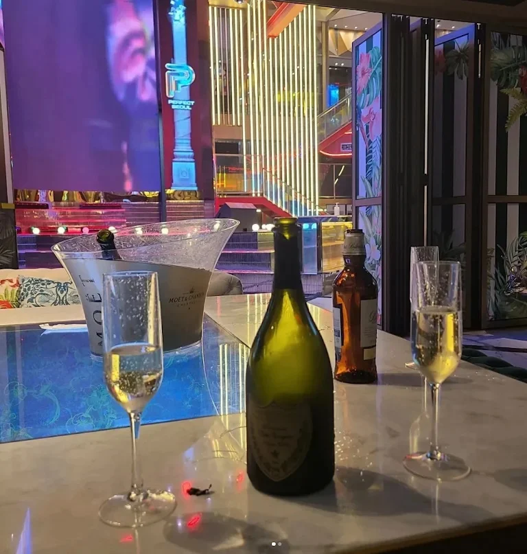 잠원동 신사역 비즈니스 접대 전용 룸